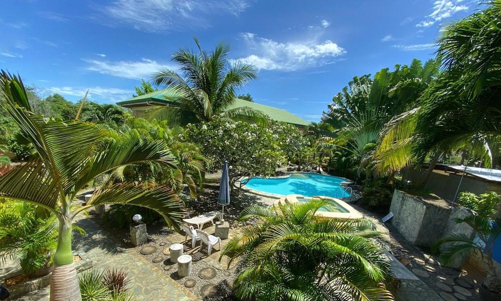Resort Alona Swiss